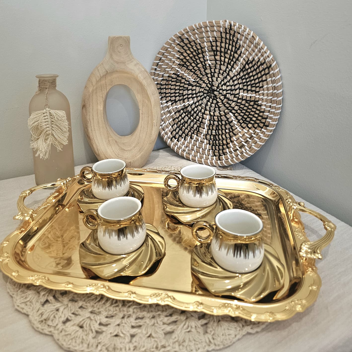Luxury Arabic Coffee Cup Set 6 Pieces with Gold Accents Elegant Ceramic Tea Cups and Saucer Gift Boxed