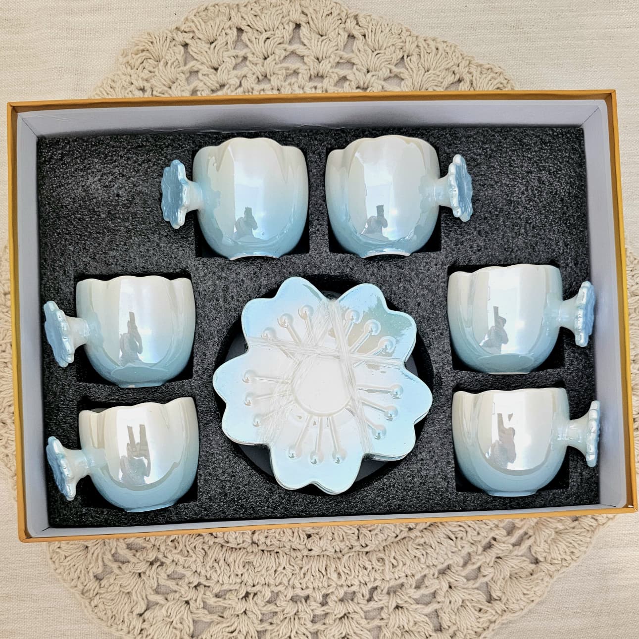 Luxury Pearl Tea & Coffee Cup Set – 6 Cups with Serving Plate