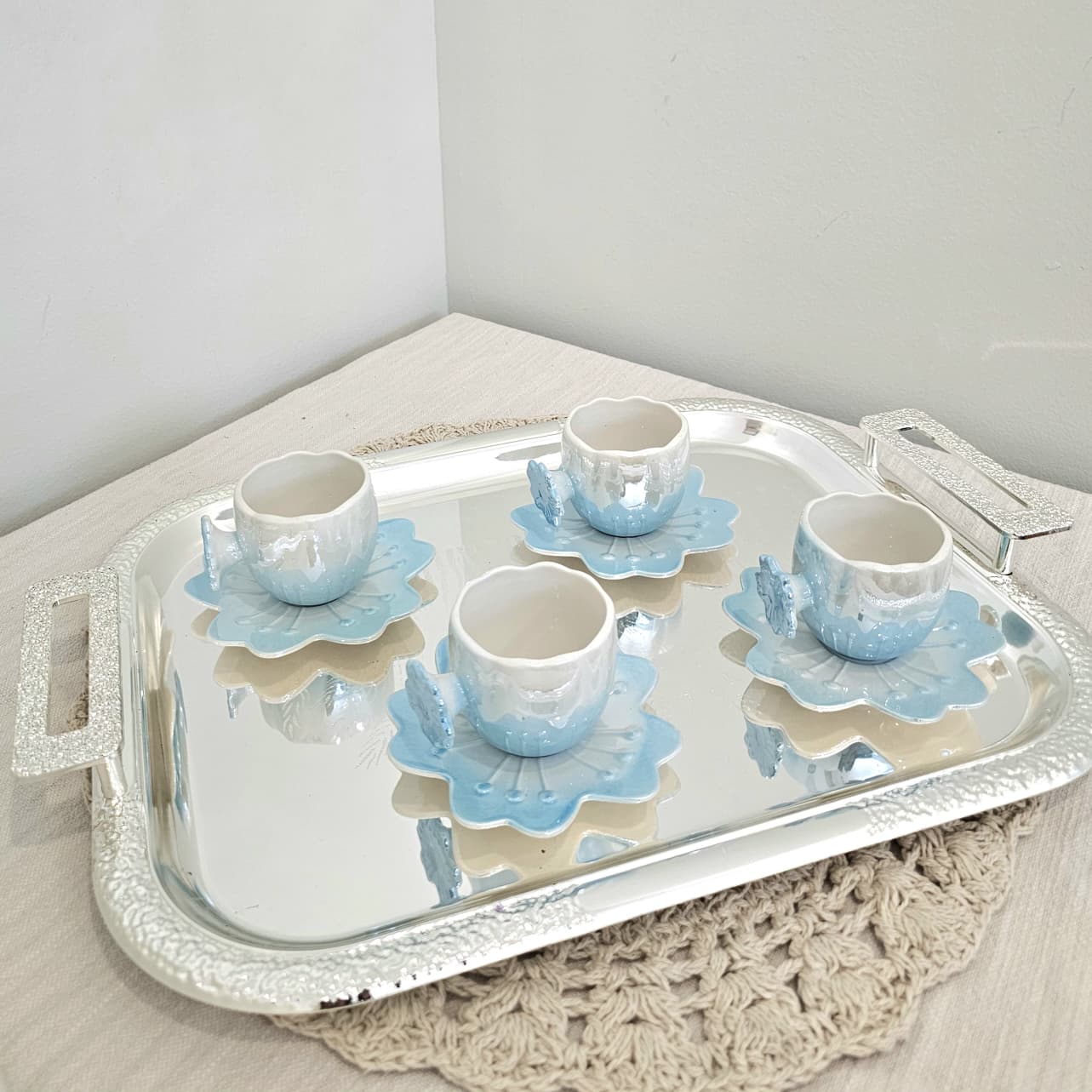 Luxury Pearl Tea & Coffee Cup Set – 6 Cups with Serving Plate