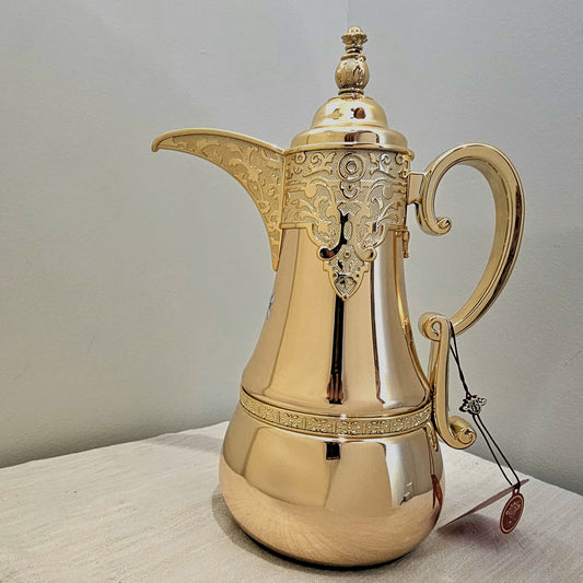 Luxury Arabic Dallah Coffee Pot Gold Finish Elegant Design for Premium Coffee Experience with Intricate Patterns and Handle